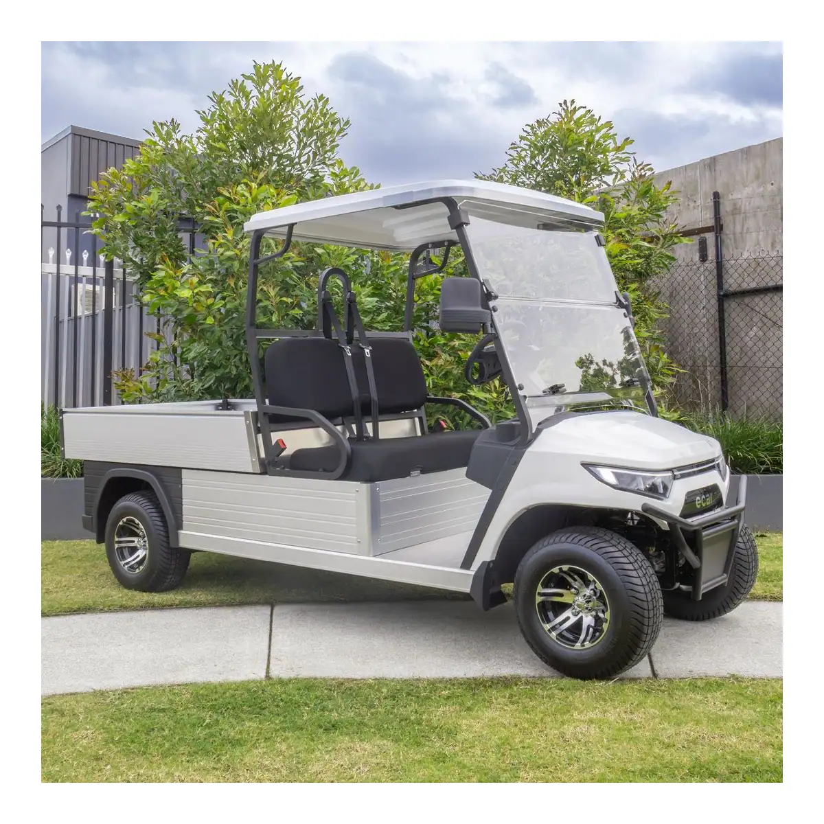 ECAR Lithium Magnum H2 Utility Golf Cart - image 1